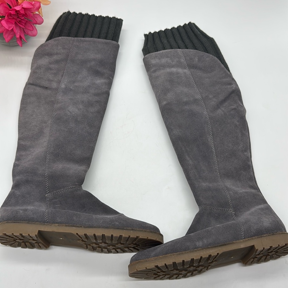Corso Como NWOT Tall Over the Knee Gray Suede Sweater Boots Size 7 TB7305